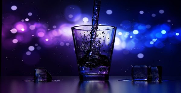 Article : Cinq raisons de ne plus jamais boire de l’eau glacée